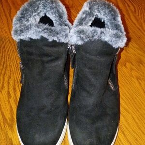 Soda Black and Gray Faux Fur Winter Boots